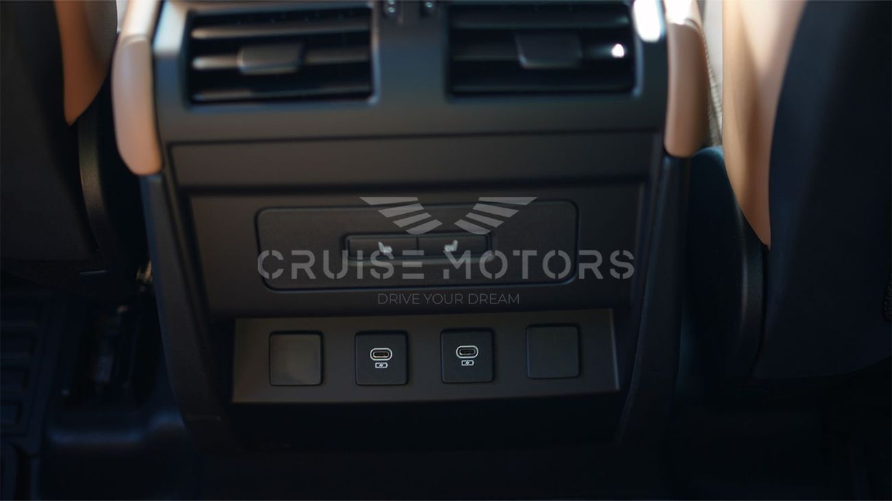 Land Rover Defender P400 110 X-Dynamic SE 3.0L (5 Seater) | LHD | SANTORINI BLACK | WITH 5-YR WARRANTY