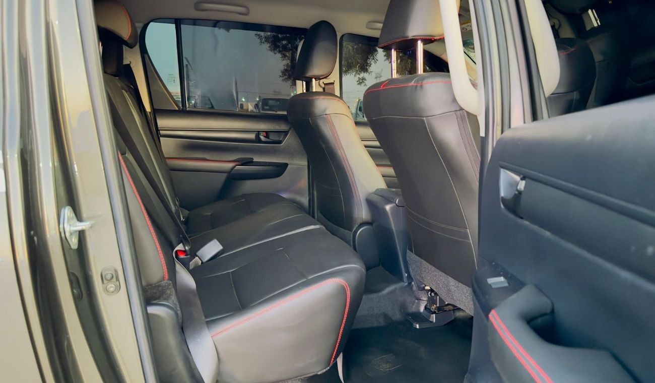 Toyota Hilux GR SPORTS KIT INSTALLED  | DOUBLE CABIN | 2.8L DIESEL ENGINE | RHD