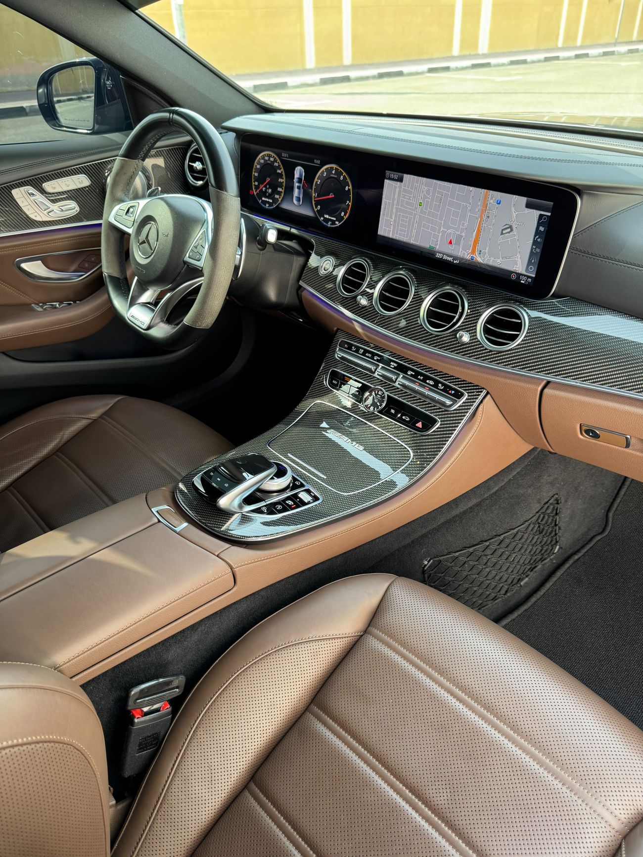 Mercedes Benz E63 AMG