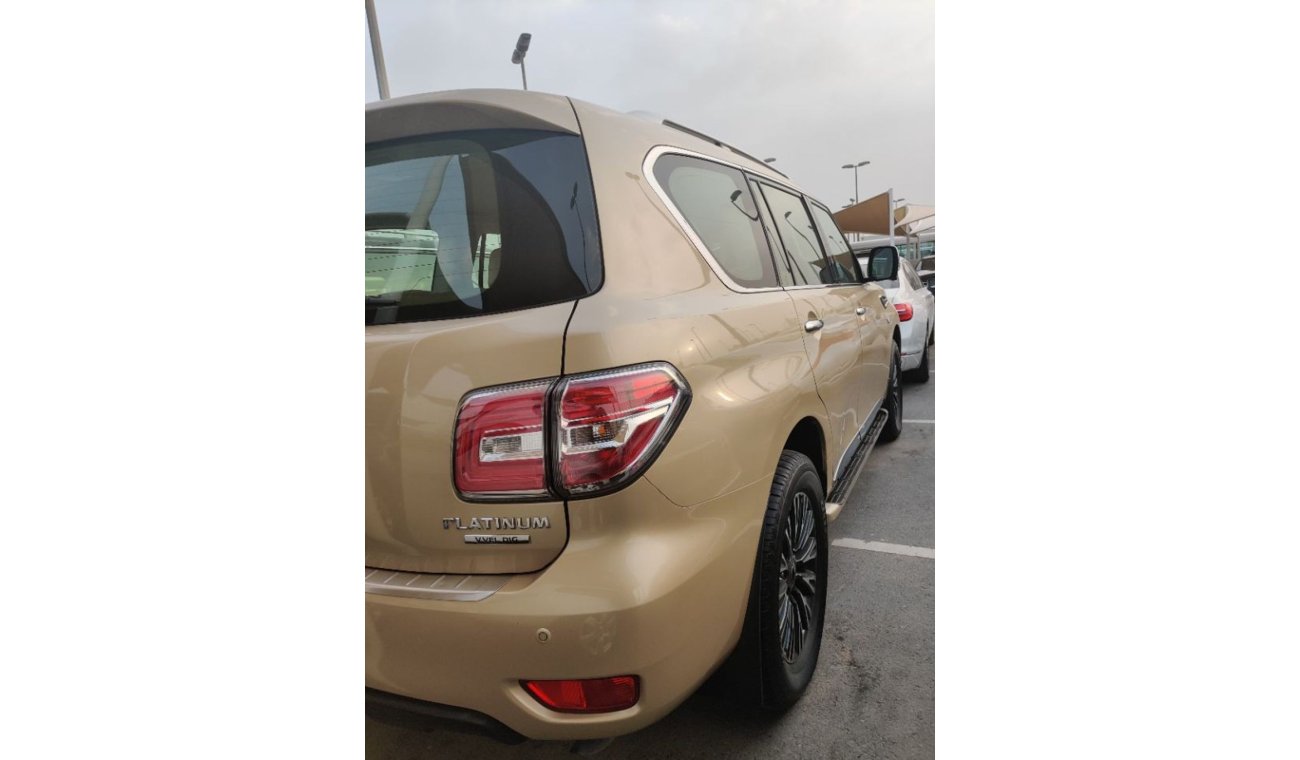 Nissan Patrol 2014 model Se platinum full options GCC specs