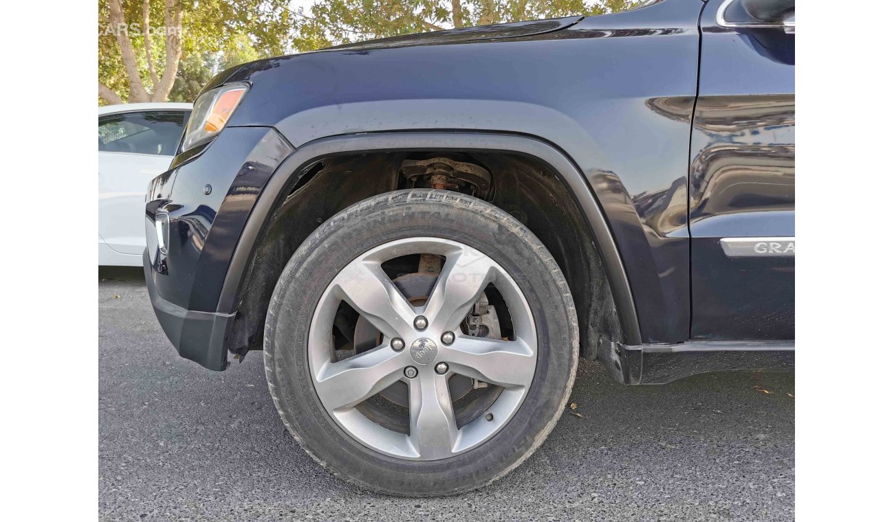 Jeep Grand Cherokee 5.7L, 20" Rims, DRL LED Headlights, Front & Rear A/C, Front Power Seats, Panoramic Roof (LOT # 247)