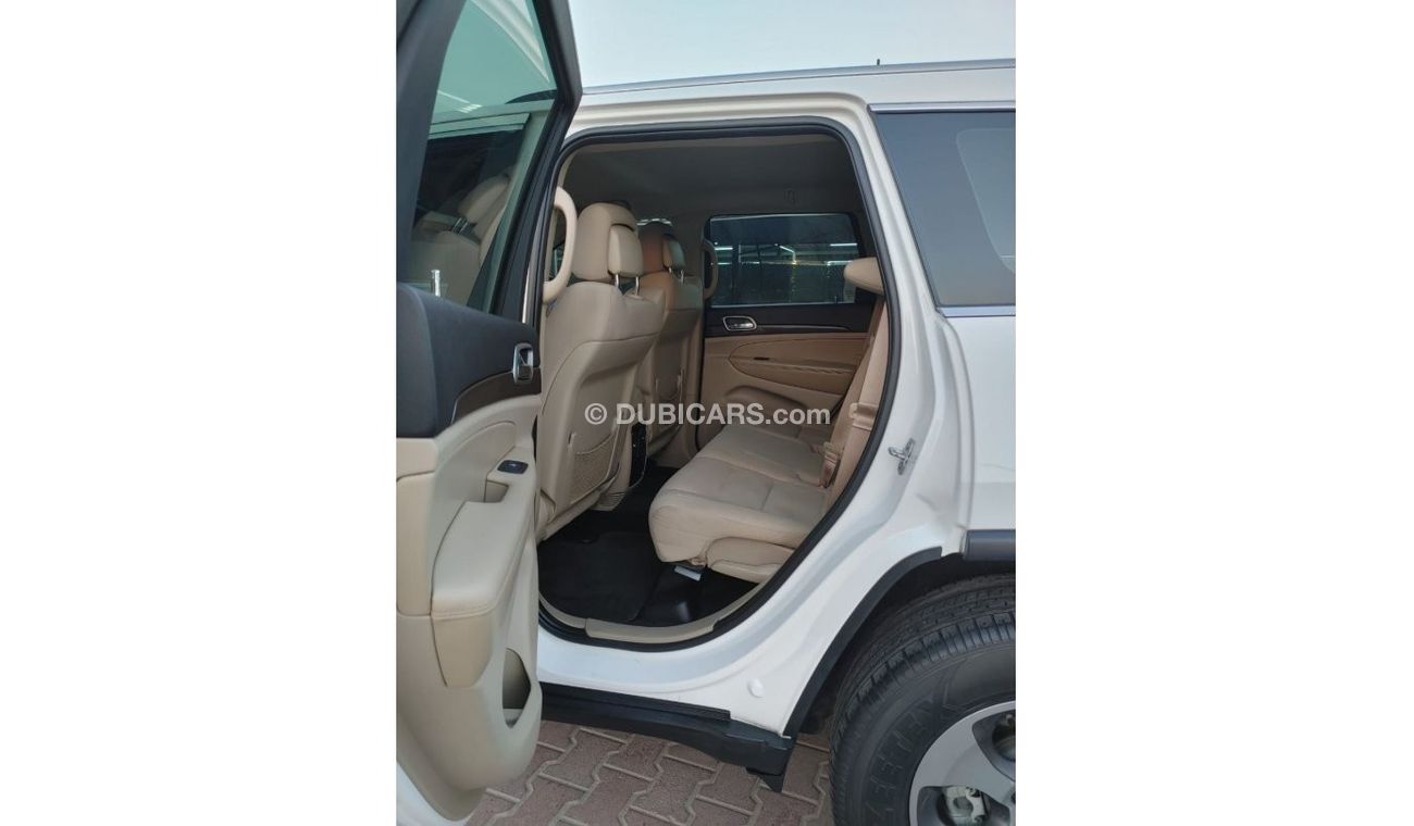 Jeep Grand Cherokee Laredo