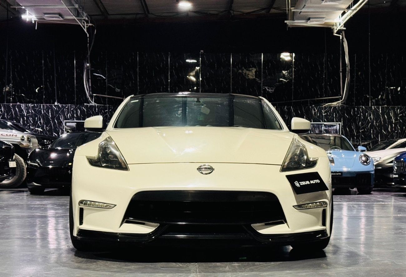 نيسان 370Z Std 3.7L (324 HP) Coupe