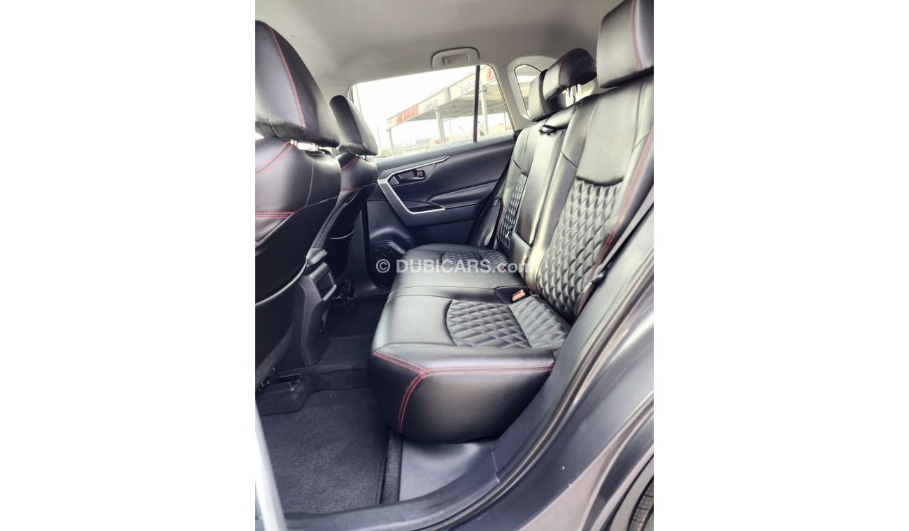 تويوتا راف ٤ TOYOTA RAV4 LE 2019 MODEL