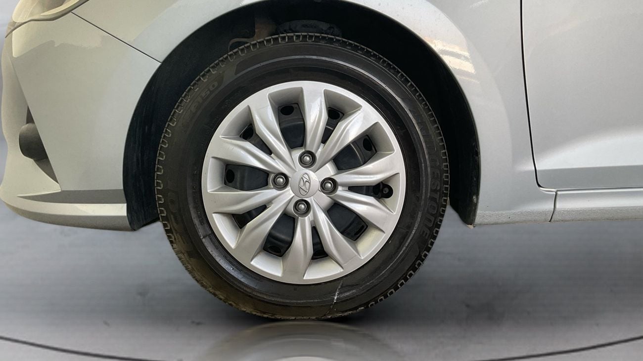 Hyundai Accent 1.6 AUTO GL AUTO SMART PLUS | Guaranteed Warranty | 0 Down Payment