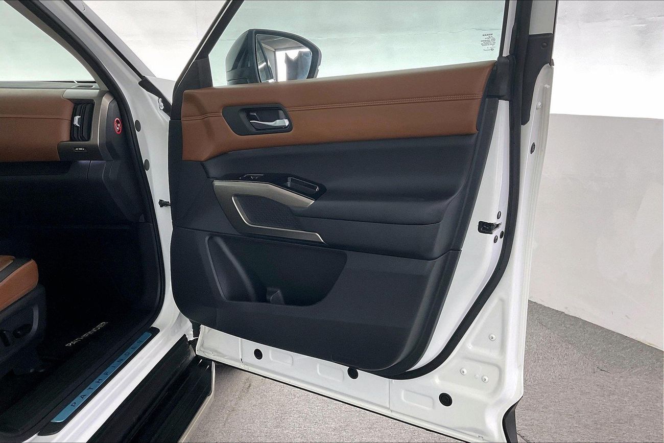 Nissan Pathfinder SL | Guaranteed Warranty | 0 Down Payment