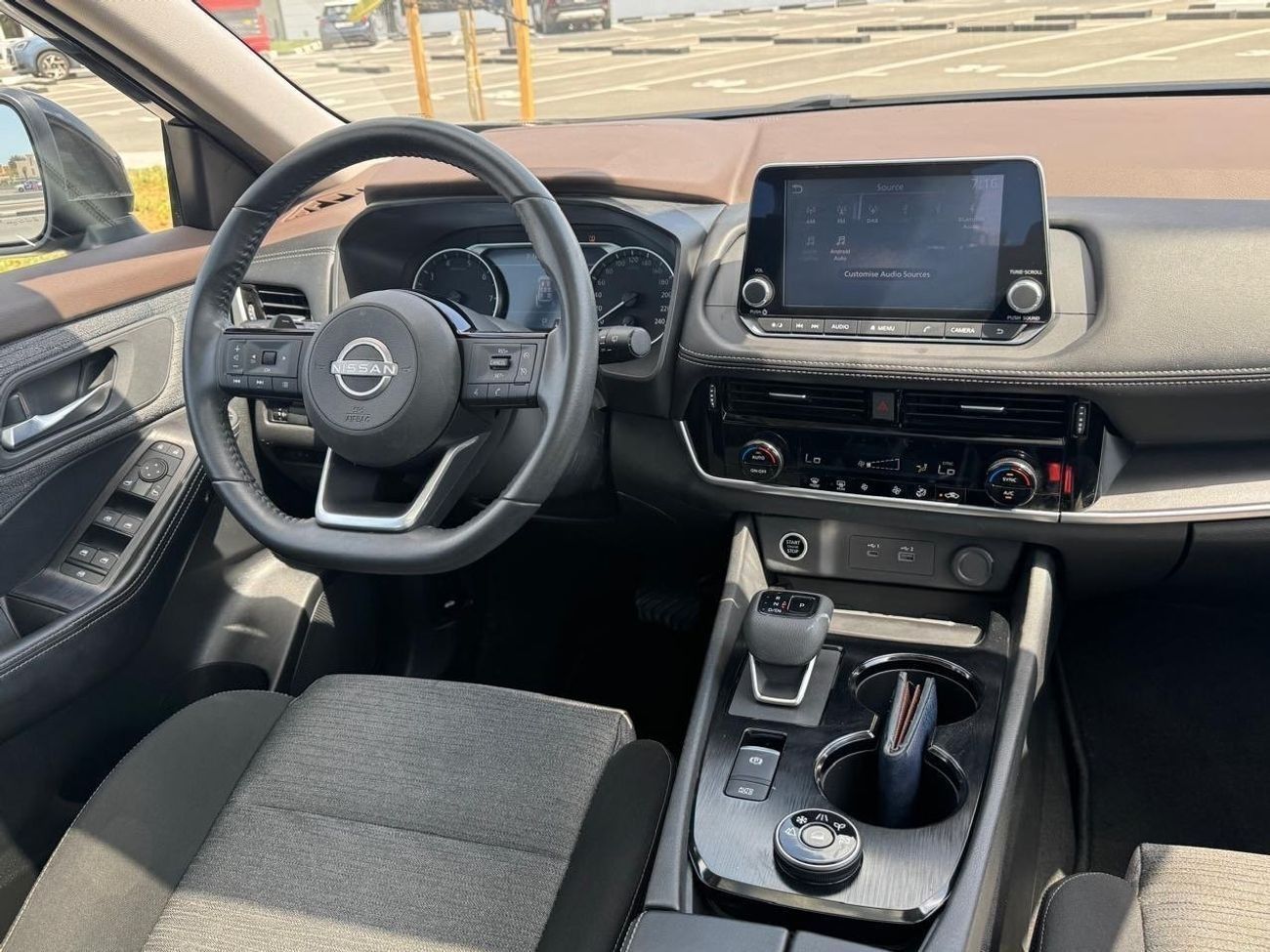 نيسان إكس تريل NISSAN XTRAIL 2024,PANORAMIC 2.5L 7,SEATER GCC Spices