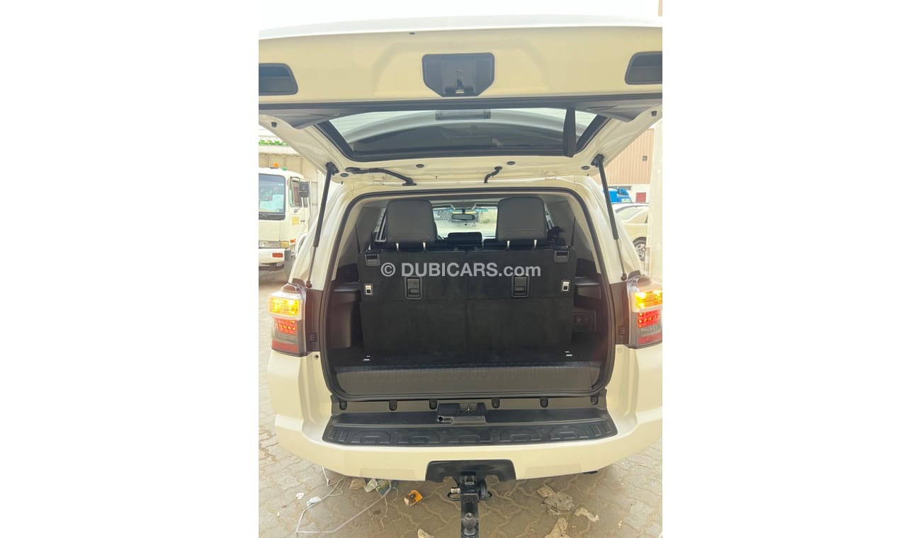 Toyota 4Runner 2019 XP SPECIAL EDITION 4x4 - 7 SEATS SUNROOF FULL OPTION USA IMPORTED