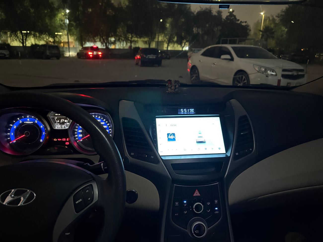 هيونداي إلانترا 1.6l