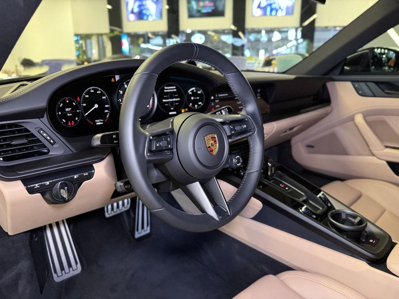 Porsche 911 Carrera GTS 3.0L (450 HP) Coupe 2024 Carrera GTS - Low Mileage - Dealer Warranty