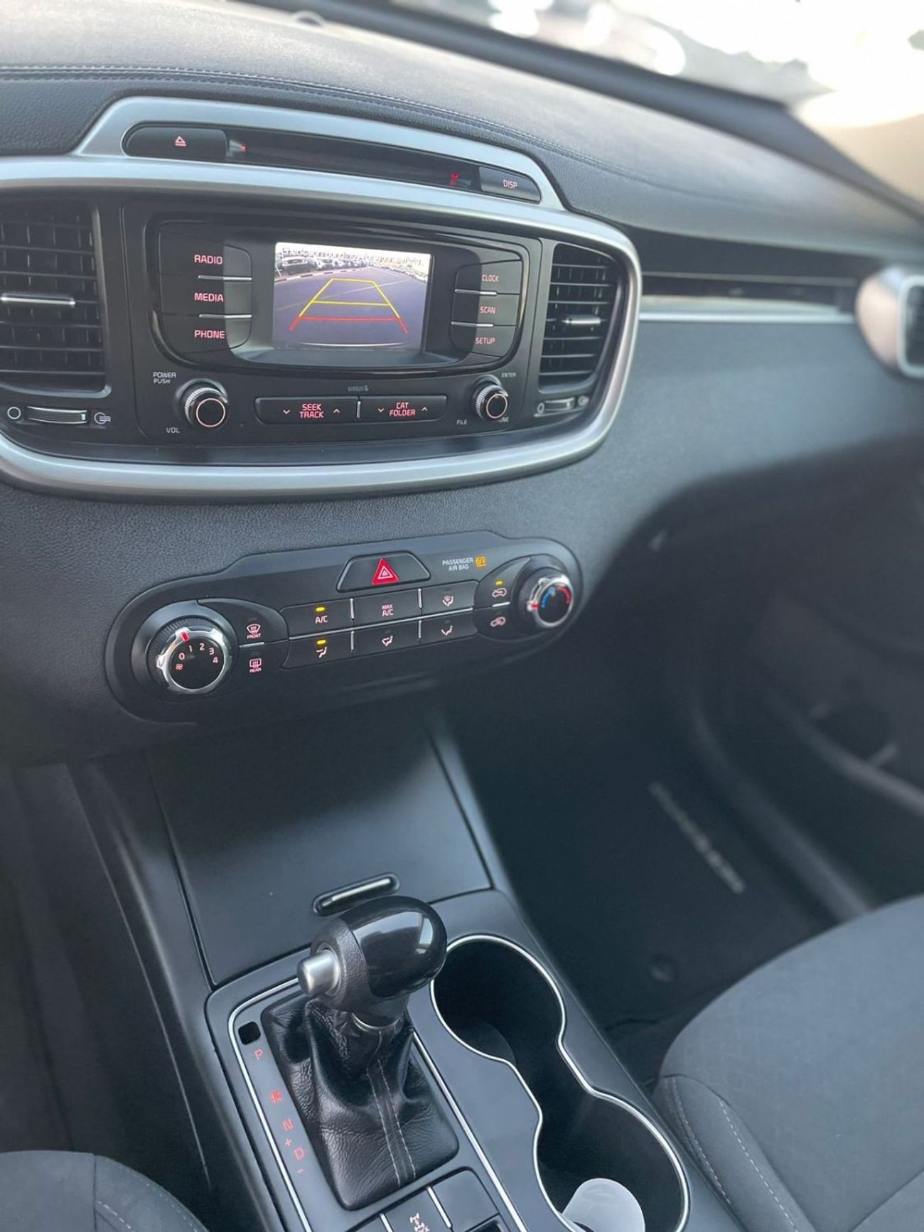 Kia Sorento 2017 Kia Sorento LXS 2.4L V4 GDi - AWD 4x4 - MidOption+ Rear CAM - 73,300 Mileage