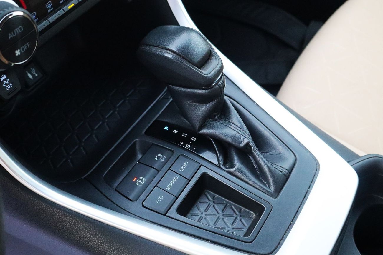 تويوتا راف ٤ GXR GCC