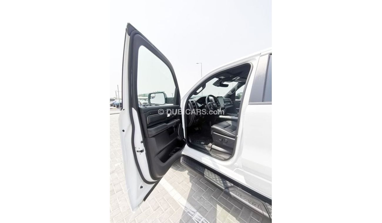 رام 1500 Dodge RAM Rebel-2022-White