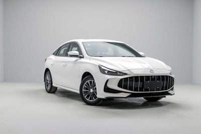 MG 5 LUXURY 1.5L - WHITE INSIDE BLACK | EXPORT ONLY