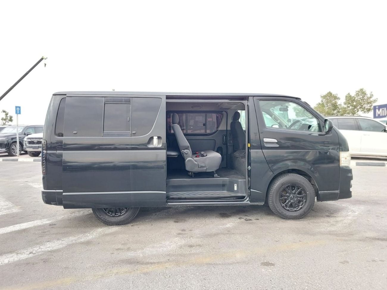 Toyota Hiace (RAMADAN OFFER) TOYOTA HIACE VAN RHD 2010 MODEL 2.0 L PETROL AUTOMATIC(PM29424)