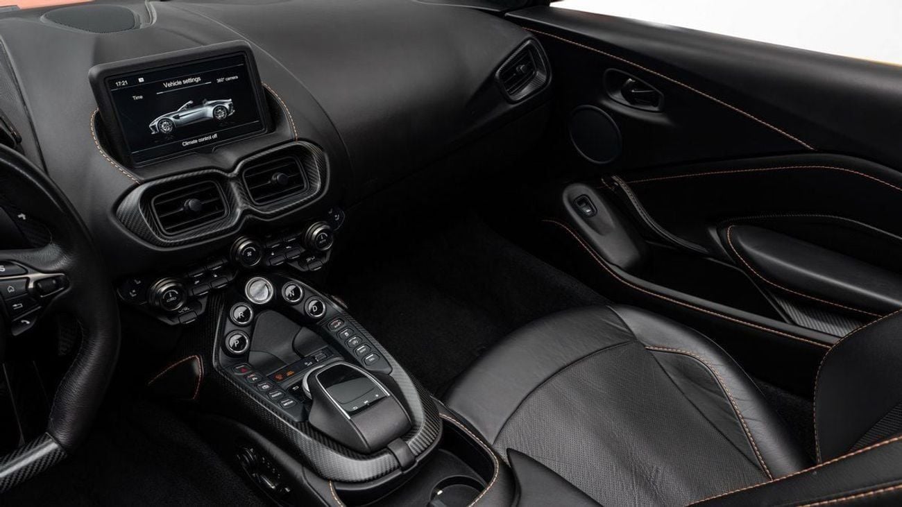 Aston Martin Vantage Roadster - 2022 - Euro Specs