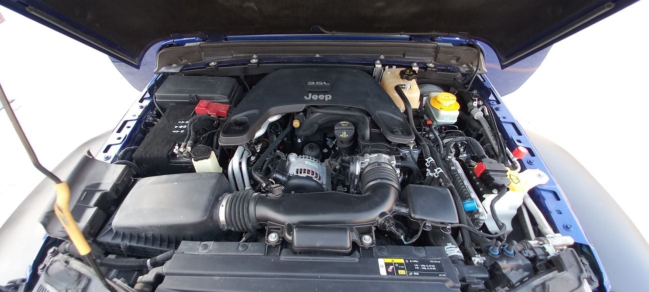 Jeep Wrangler Unlimited Sport 3.6L A/T WITH SAHARA LEATHER INTERIOR AND RIMS PARTIAL SERVICE HISTORY