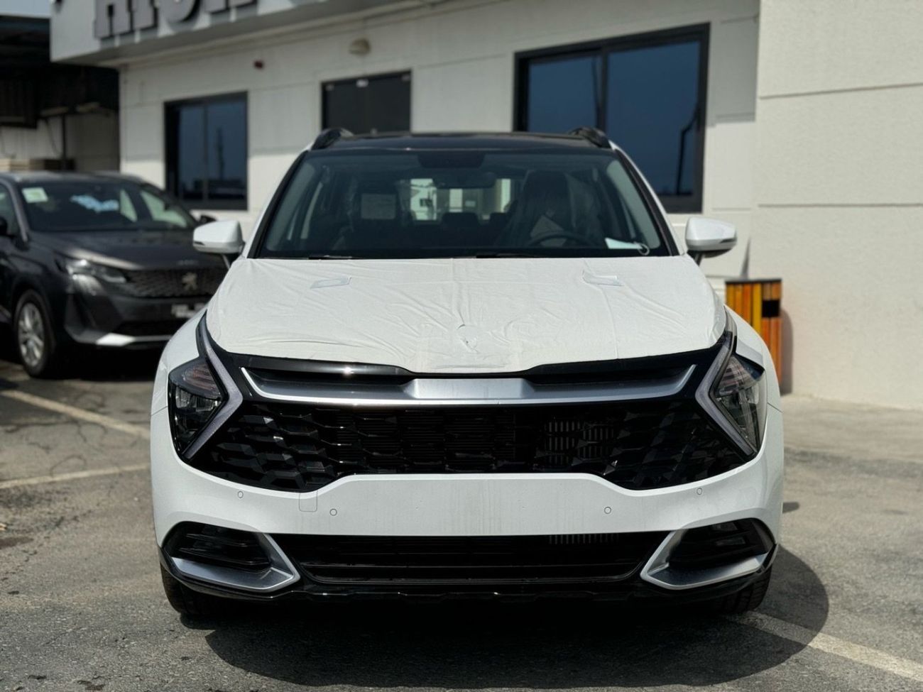 Kia Sportage KIA SPORTAGE (GCC) 1.6T - WHITE PEARL COLOR (2025 MODEL)