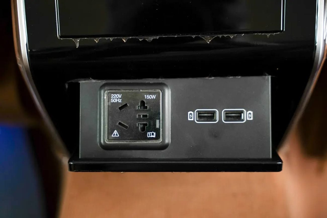 HONGQI H9 CA7205 2.0L RWD WITH WARRANTY