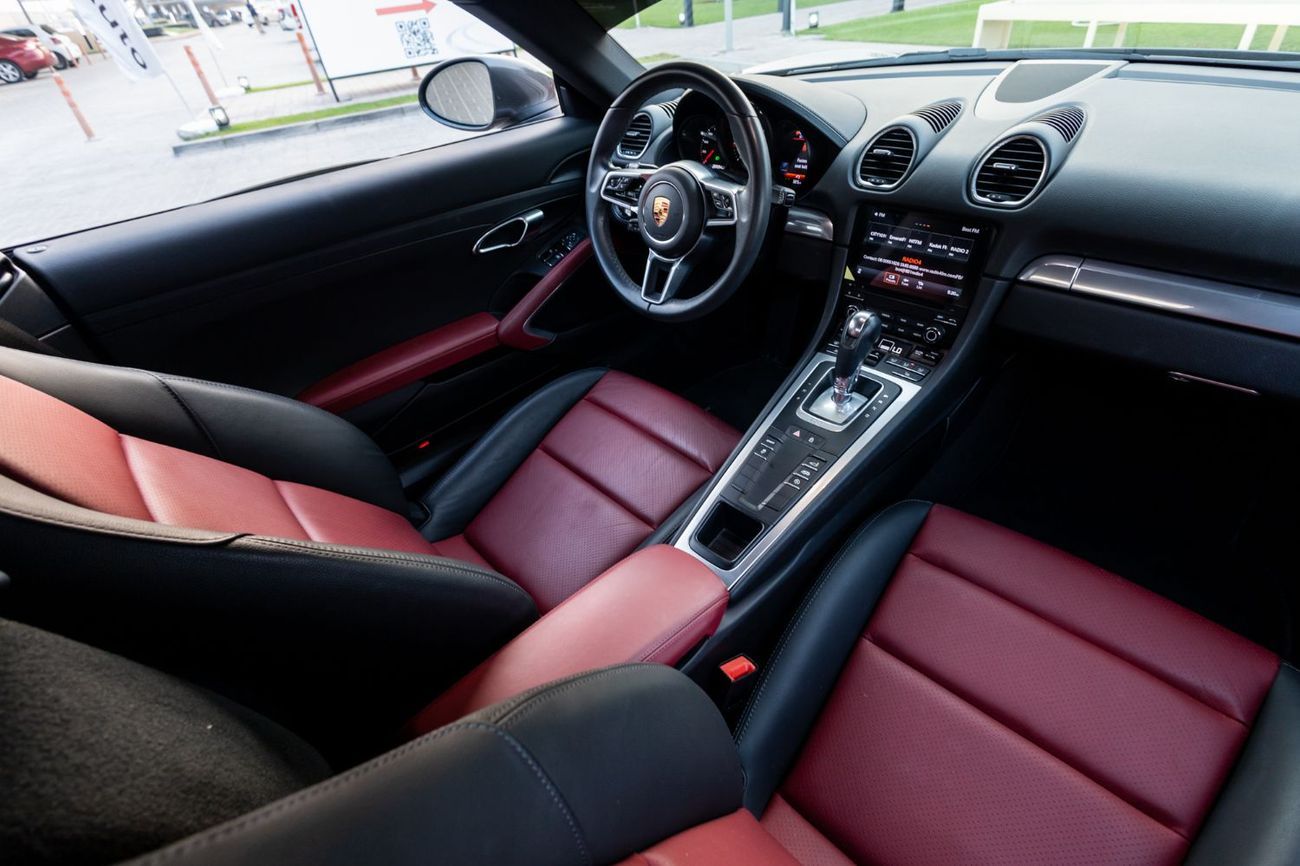 Porsche 718 Cayman Style Edition (295 HP) A/T