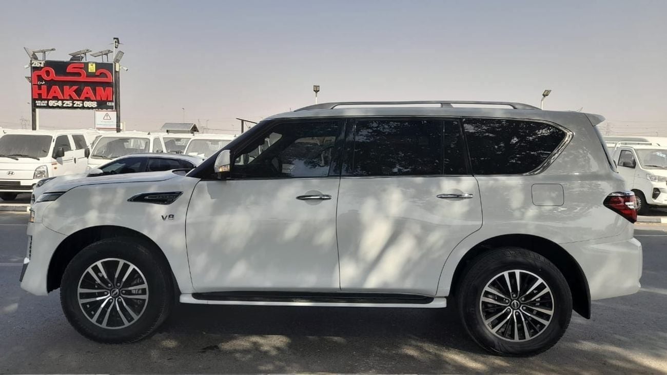 نيسان باترول Platinium 5.6cc V8 petrol Auto Right-Hand drive