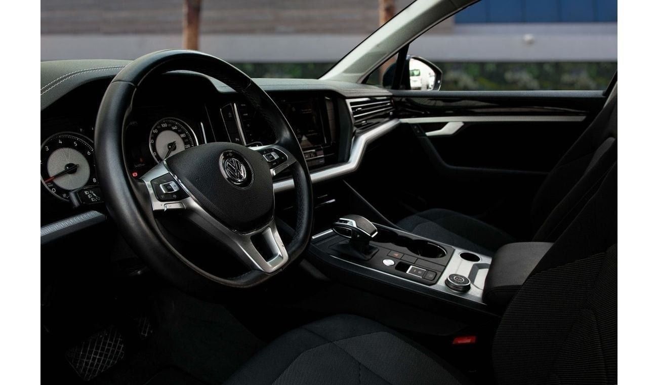 Volkswagen Touareg | 1,958 P.M  | 0% Downpayment | Magnificient Condition!