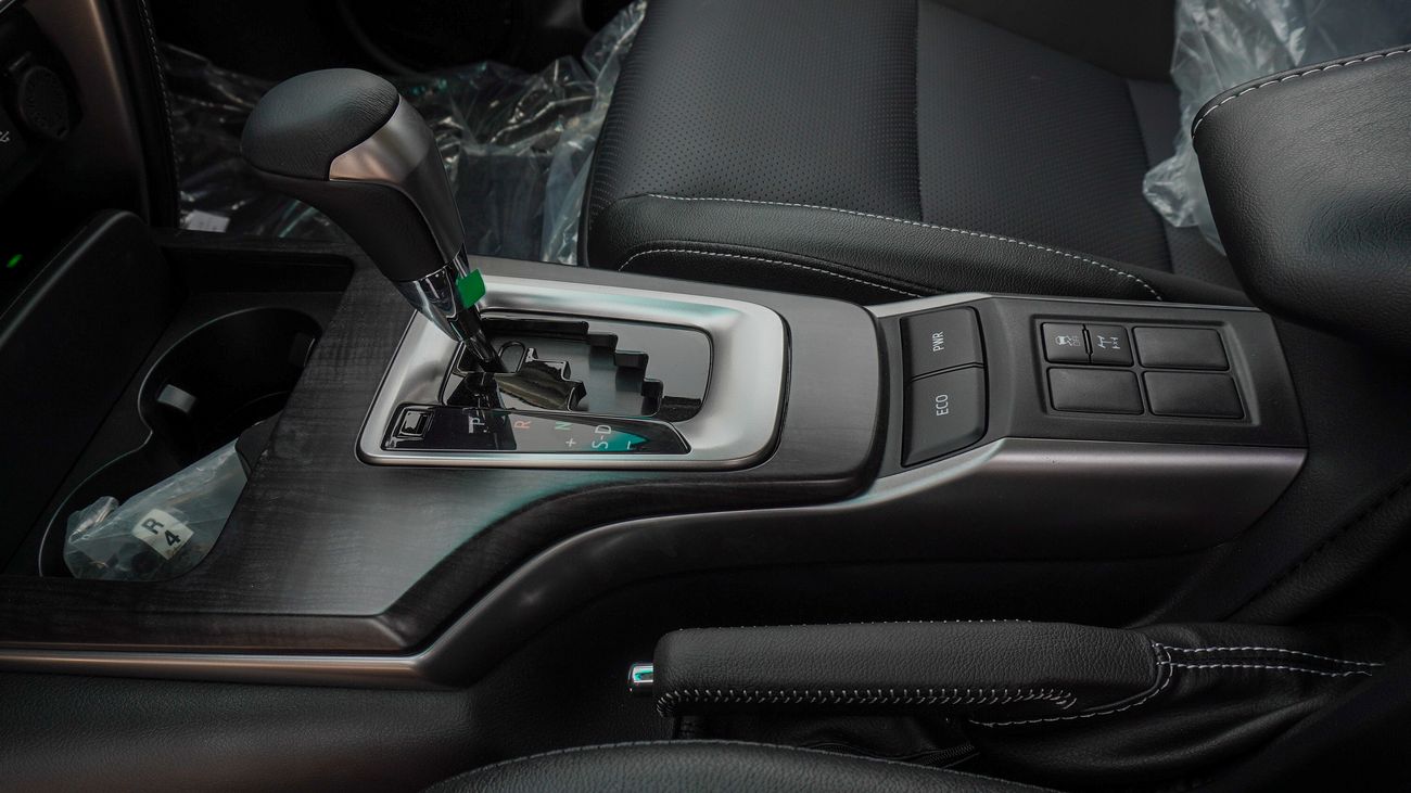 Toyota Fortuner SR5 4.0L V6