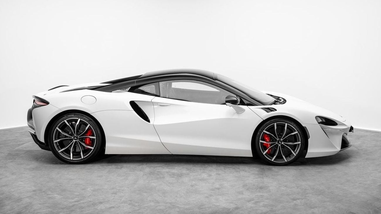 مكلارين أرتورا 2024 - GCC - Under Warranty