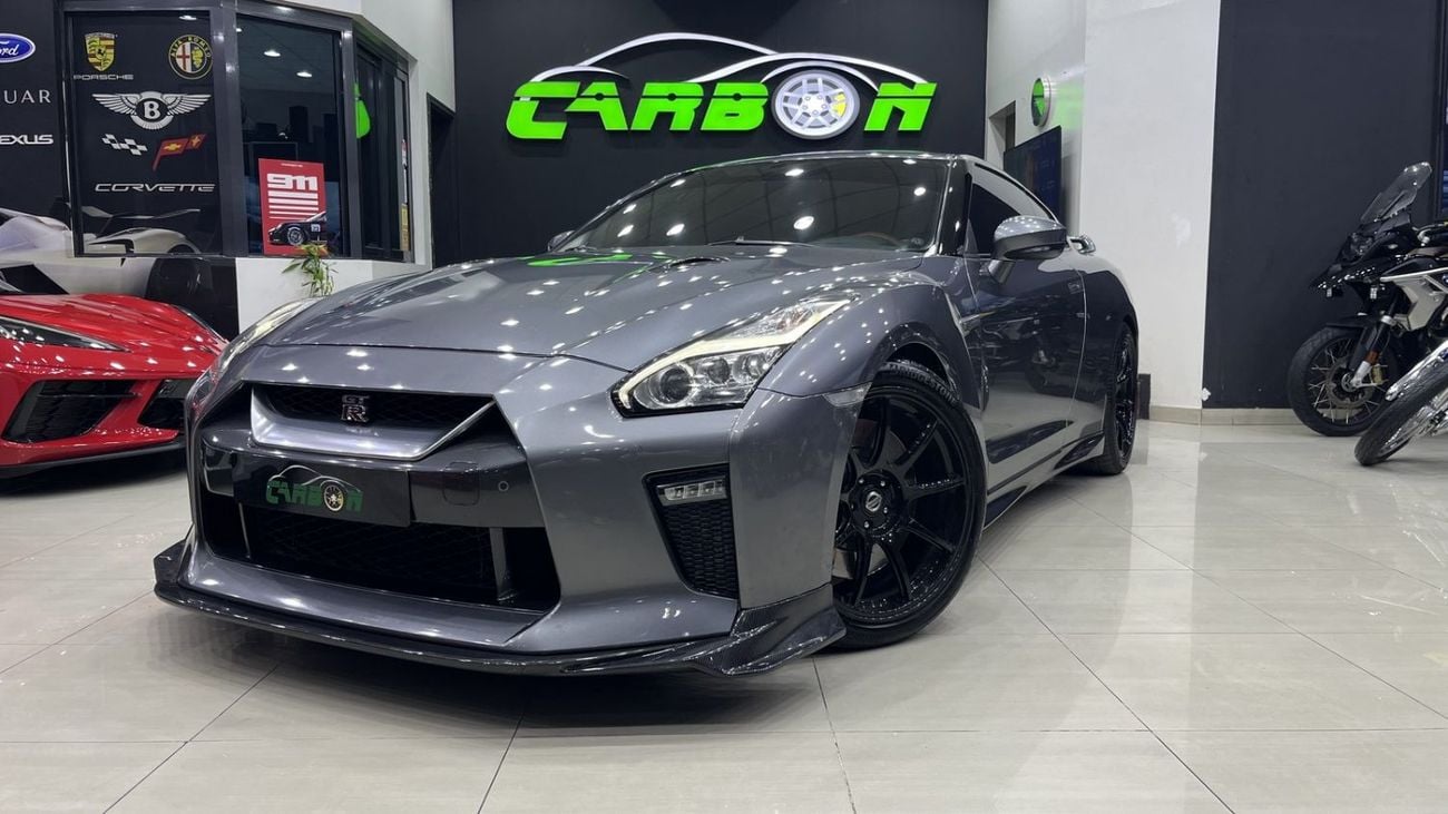 نيسان جي تي ار PREMIUM Nissan GT-R 2017