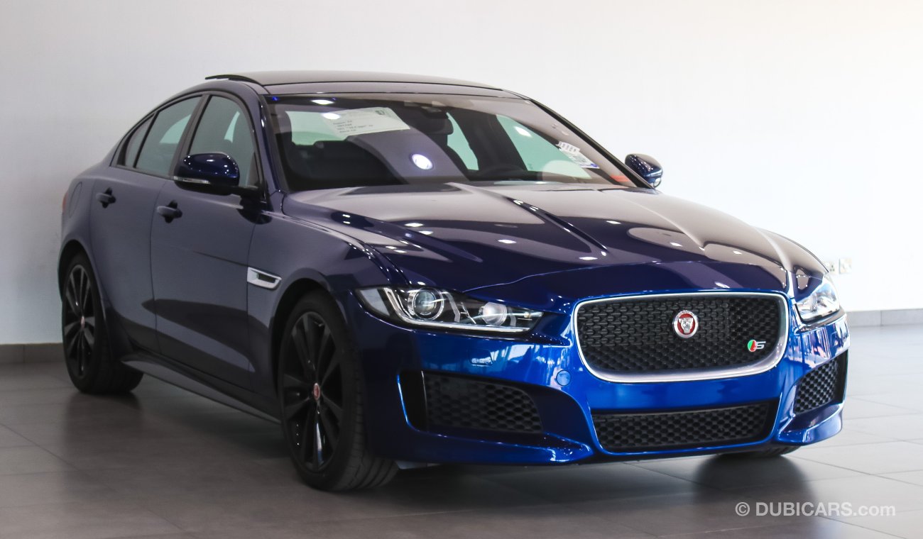 Jaguar XE S