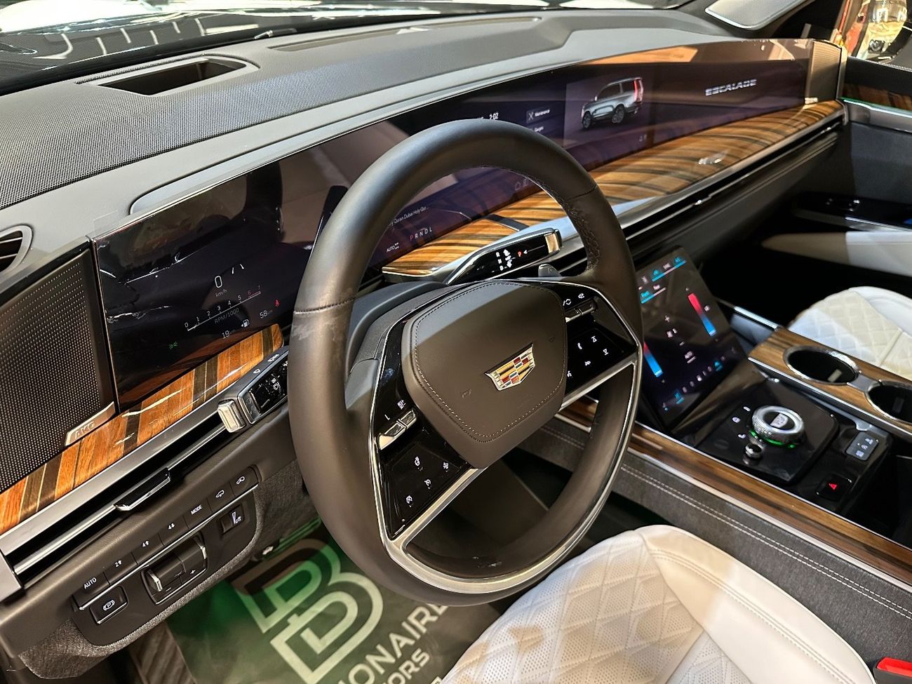 كاديلاك إسكالاد Sport Platinum 6.2L 4WD