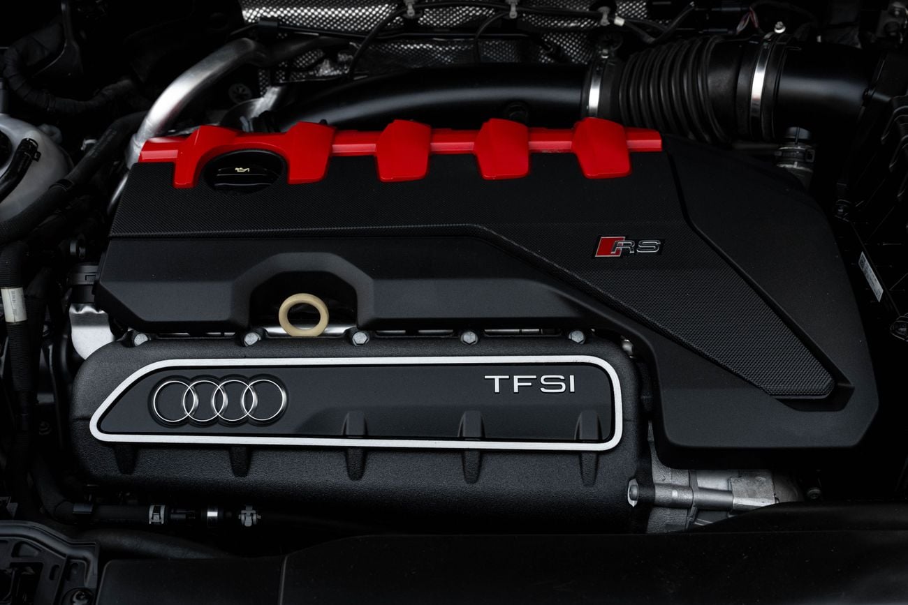 Audi RS Q3 RSQ3 Sportback 2.5 TFSI Quattro S-tronic | 4,093 P.M | 0% Downpayment |  AUDI SERVICE CONTRACT