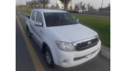 Toyota Hilux 2010 ! Red interior ! 4x4 !