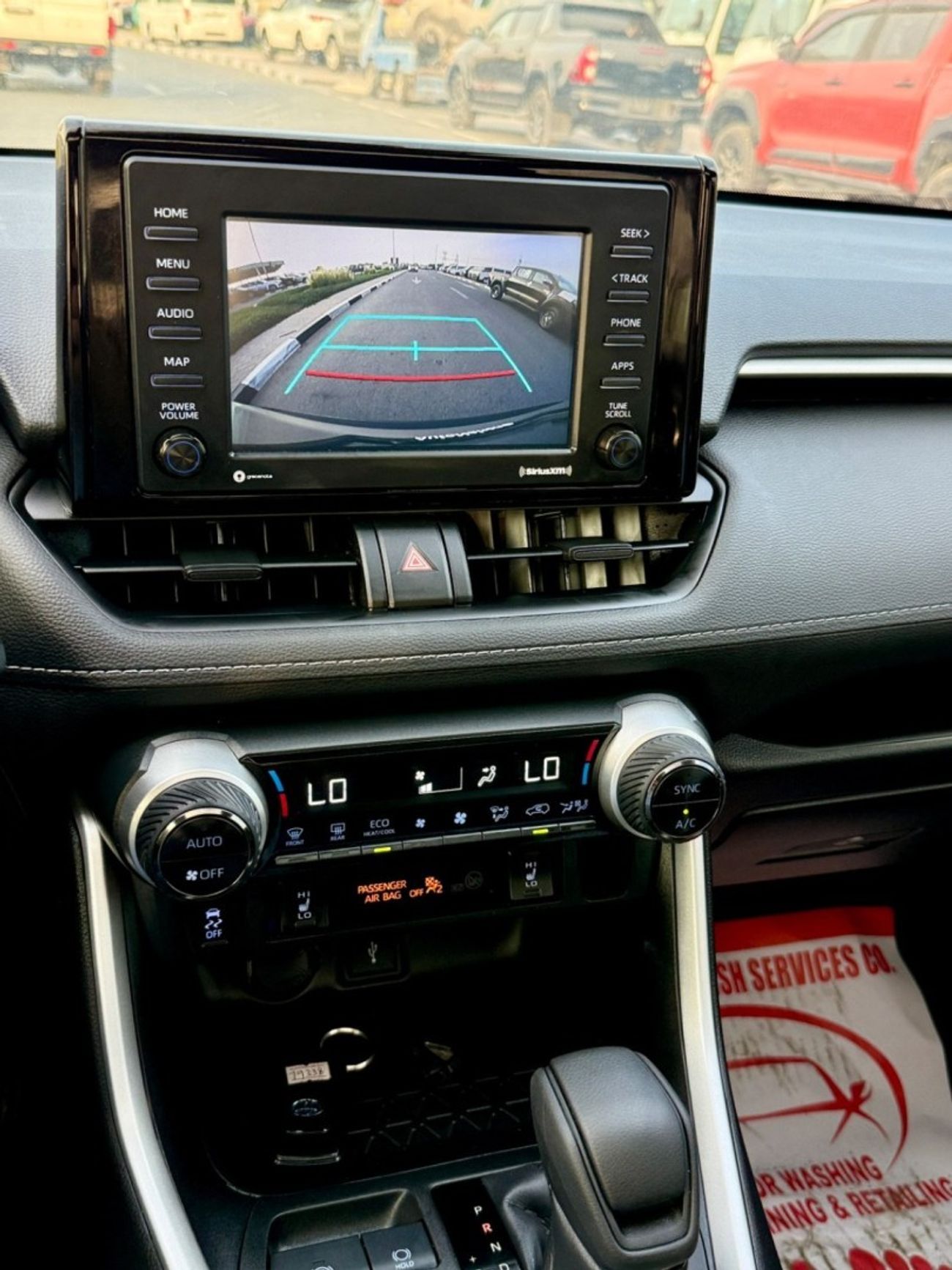 تويوتا راف ٤ XLE 2.5L