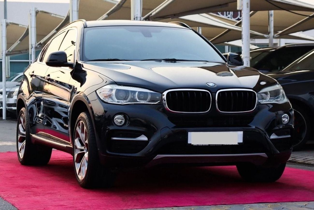 BMW X6 35i Executive 3.0L BMW X6 35i / 2016 / GCC / Free Accident/ Only 85,000KM