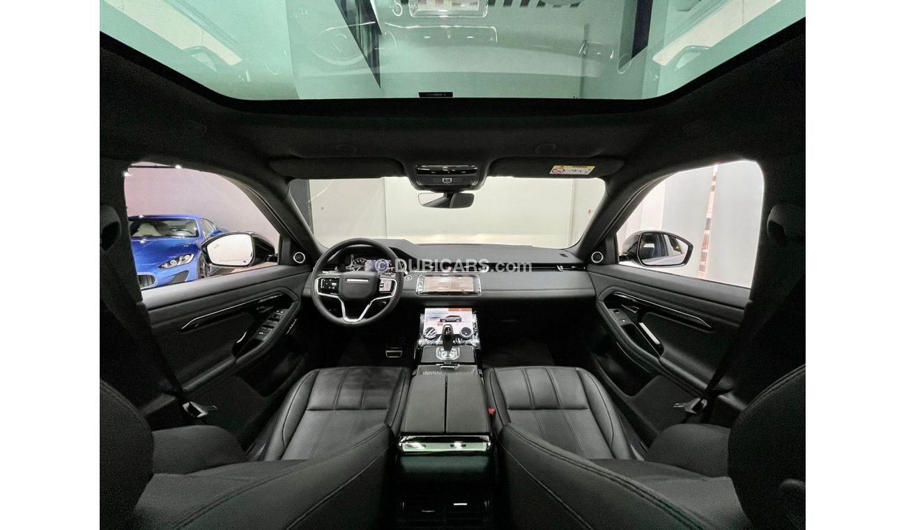 لاند روفر رانج روفر إيفوك 2023  Range Rover Evoque R-Dynamic, Range Rover Warranty-Service Contract-GCC