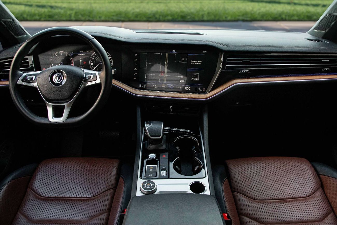 فولكس واجن طوارق Highline 3.0L Highline | 2,644 P.M  | 0% Downpayment | Perfect Condition!