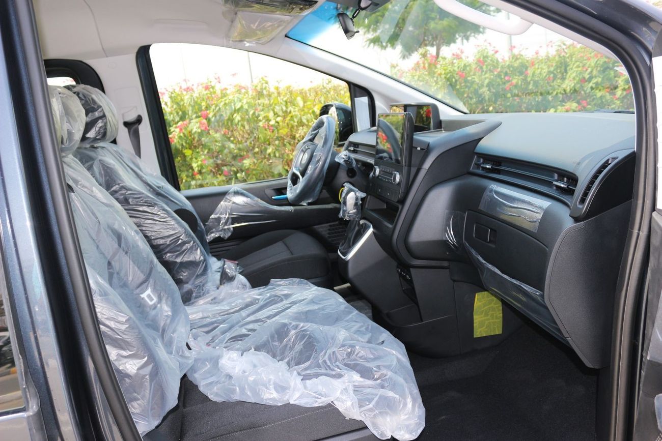 هيونداي ستاريا هينداي ستاريا 2024 جديده بلكامل 9 ركاب مع مساحه تخزين خلفيه