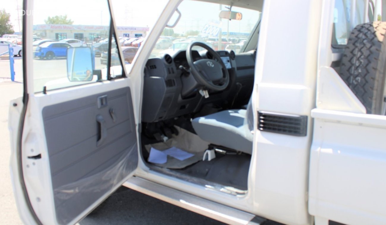 Toyota Land Cruiser Pick Up LC79, 4.2L, V6, Single Cabin, Diesel, Manual Transmission, LHD