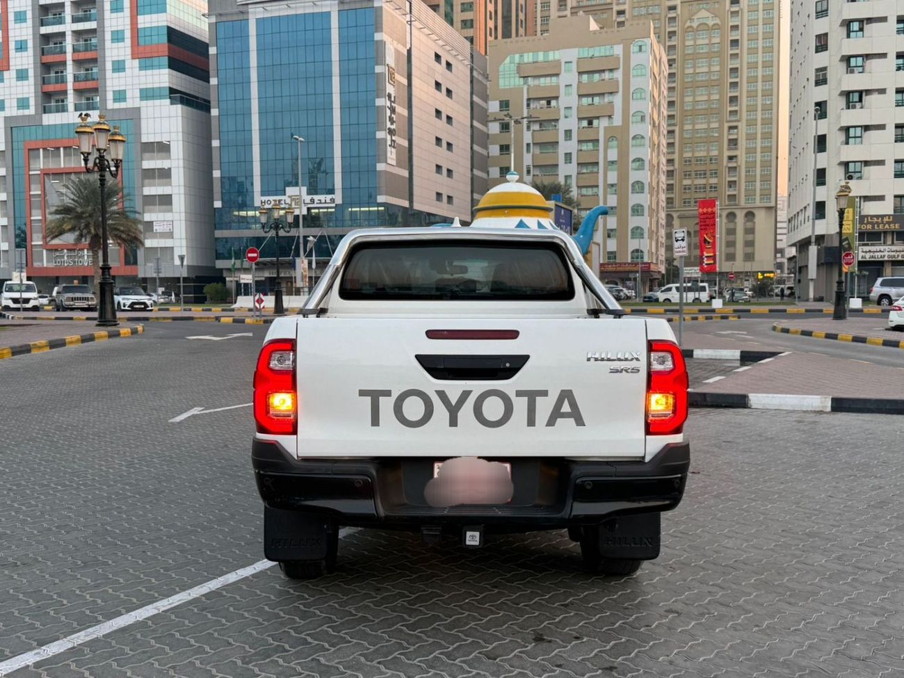 Toyota Hilux Toyota Hilux 2024 Model Engine 2.8 Diesel colour white Transmission Automatic Interior.Black 4x4 4DO