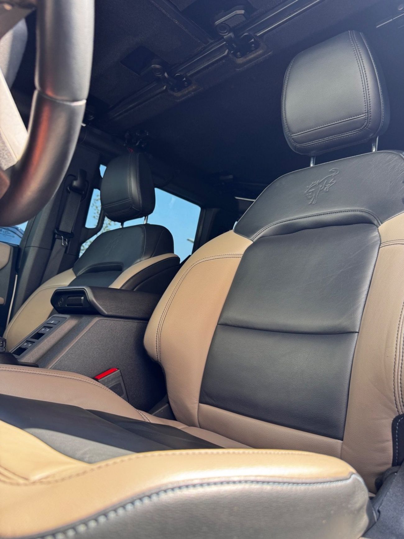 فورد برونكو Wildtrak 2.7L (5 Seater)