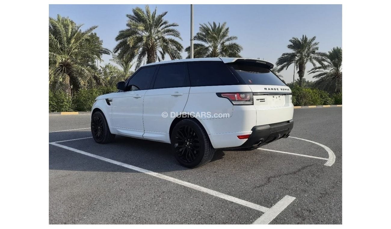 Land Rover Range Rover Sport RANGE ROVER SPORT 2015 GCC very clean car accident free full