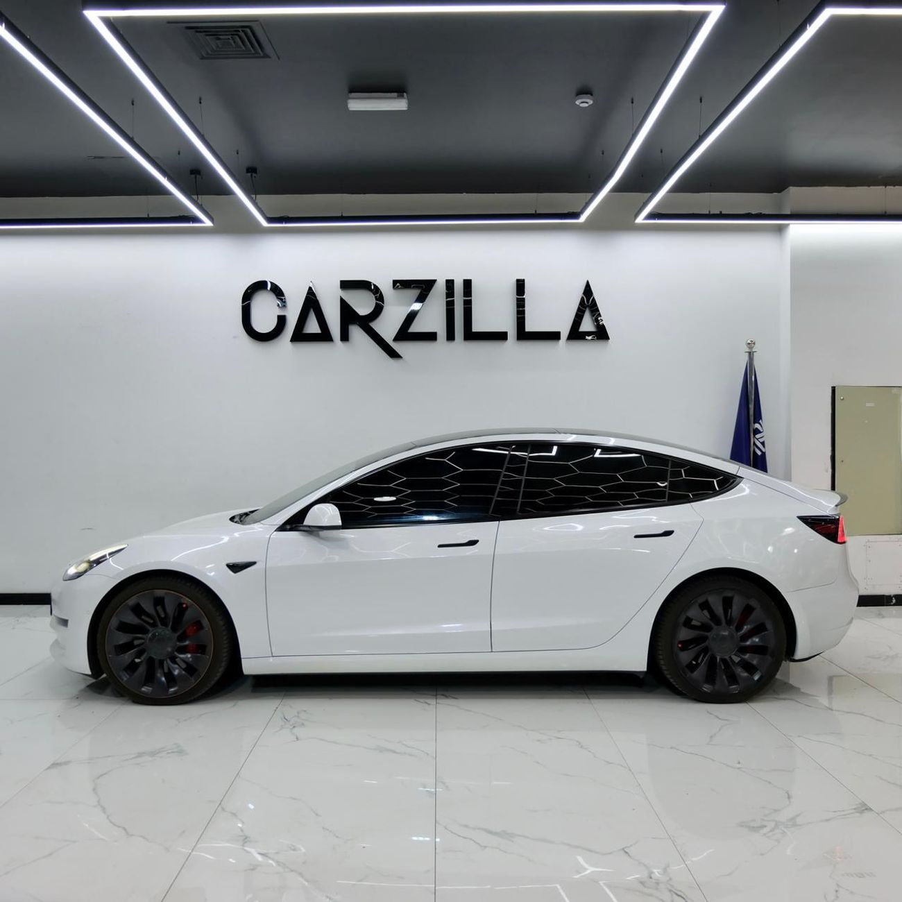 تسلا موديل 3 Performance (AWD)