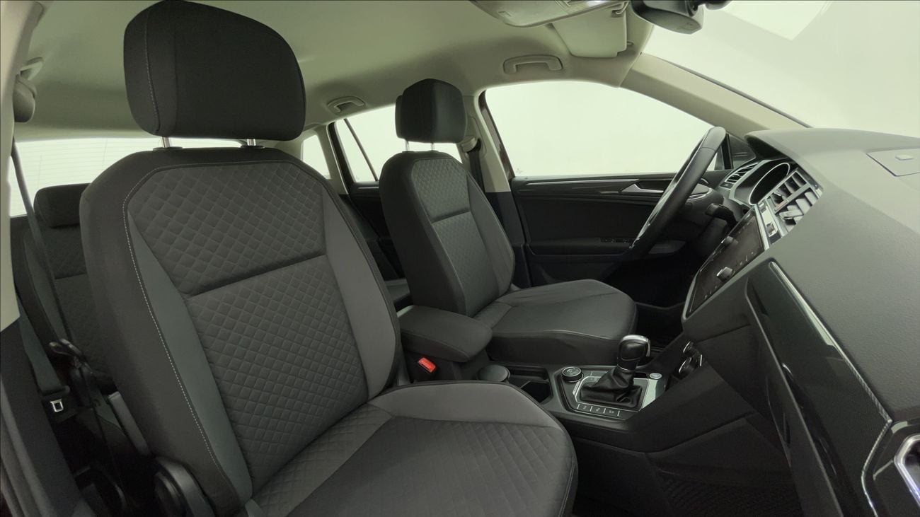 Volkswagen Tiguan SE 2.0L SE 2 | Zero Down Payment | Home Test Drive