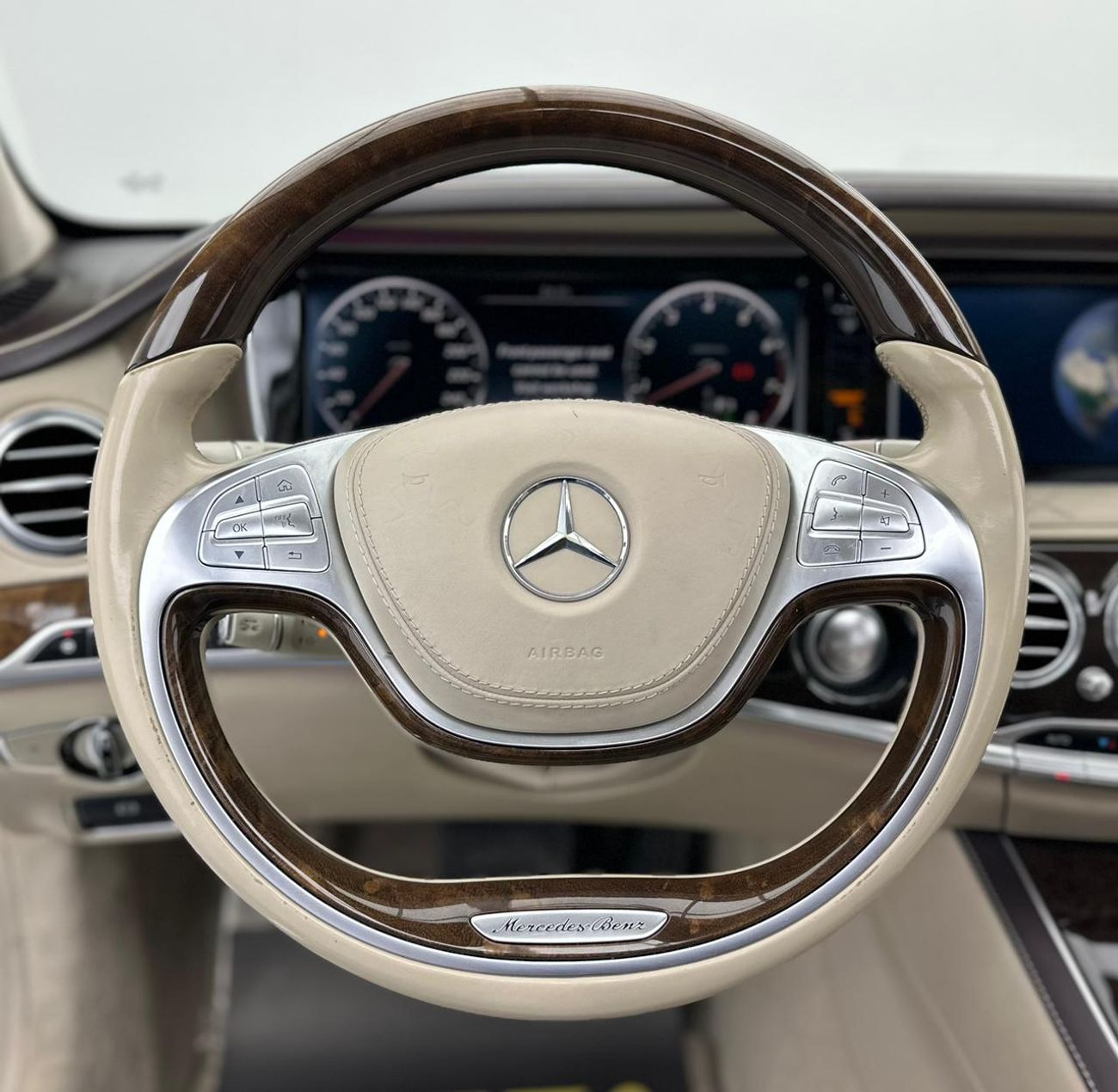 Mercedes Maybach S650 Maybach 2015 Mercedes-Maybach S600, Mercedes Full Service History, Excellent Condition, GCC