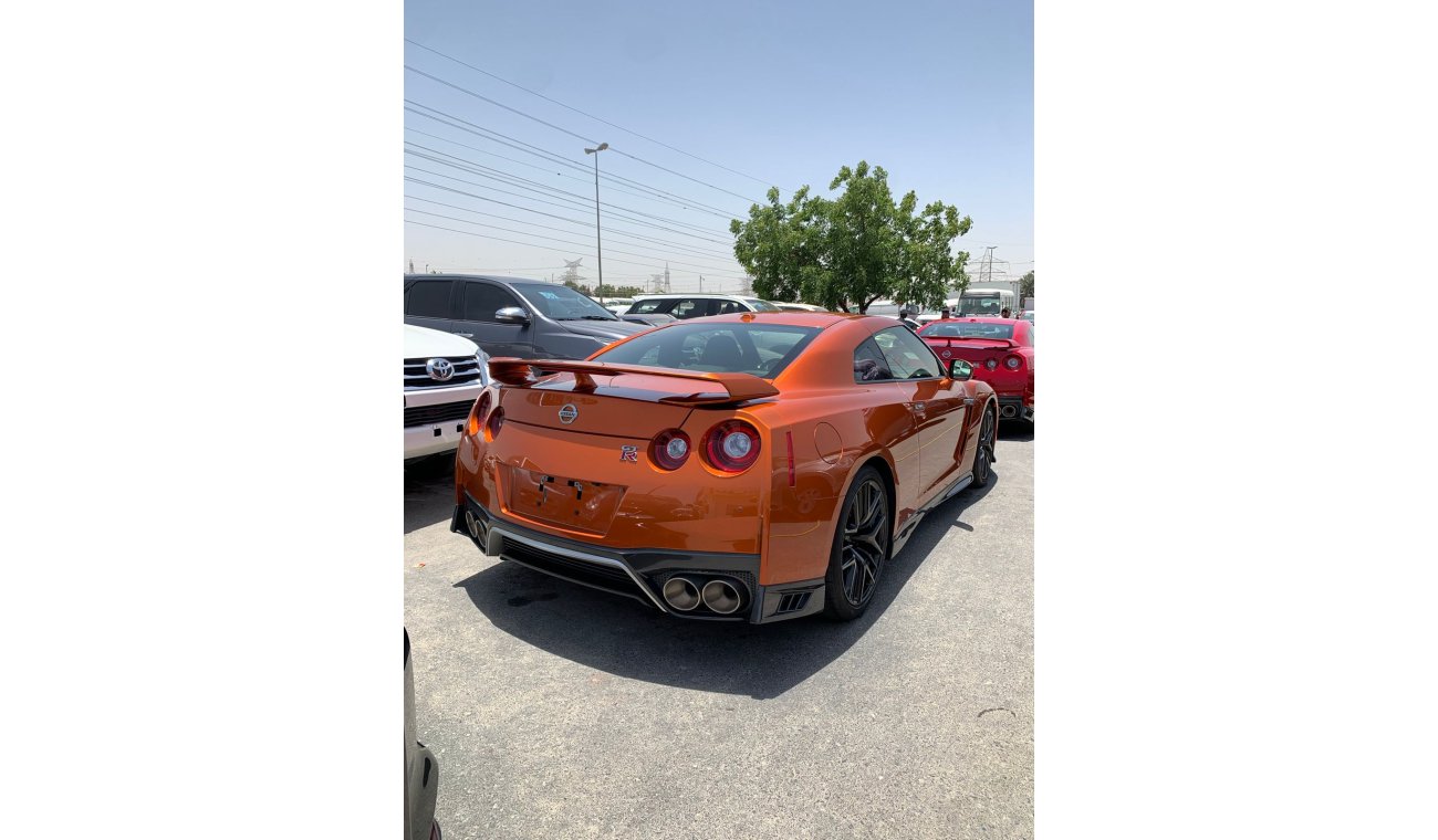 نيسان جي تي ار BRAND NEW NISSAN GT-R 2018 (5 CARS AVAILABLE WITH DIFFERENT COLORS)