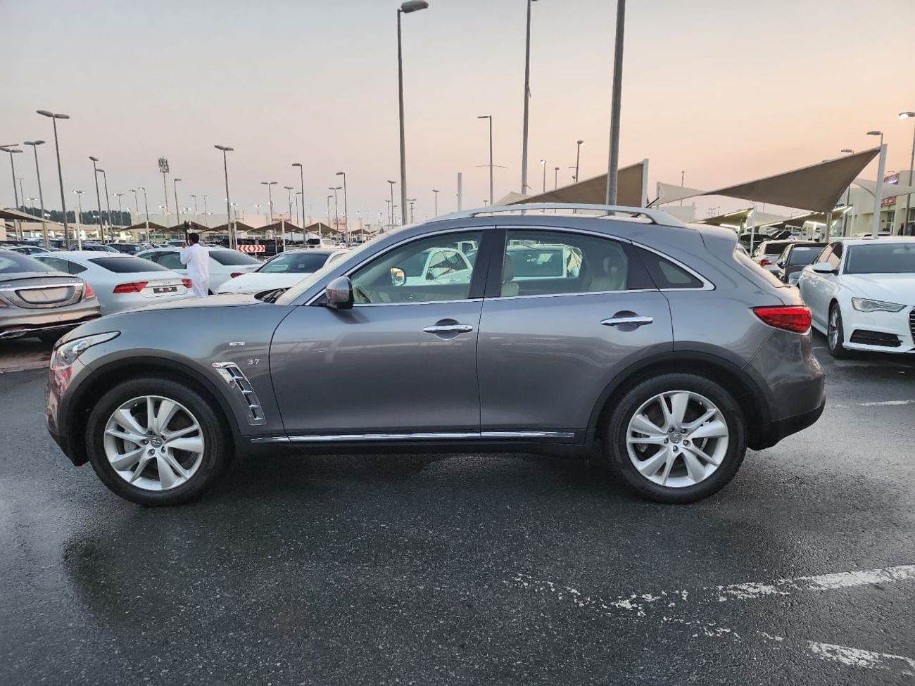 Infiniti QX70 Limited Infiniti QX 70 _GCC_2019_Excellent Condition _Full option