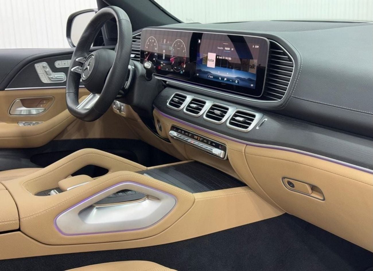 مرسيدس بنز GLS 580 2024 Mercedes Benz GLS580 AMG 4Matic, Jan 2029 Mercedes Warranty, Full Mercedes Service History, GCC