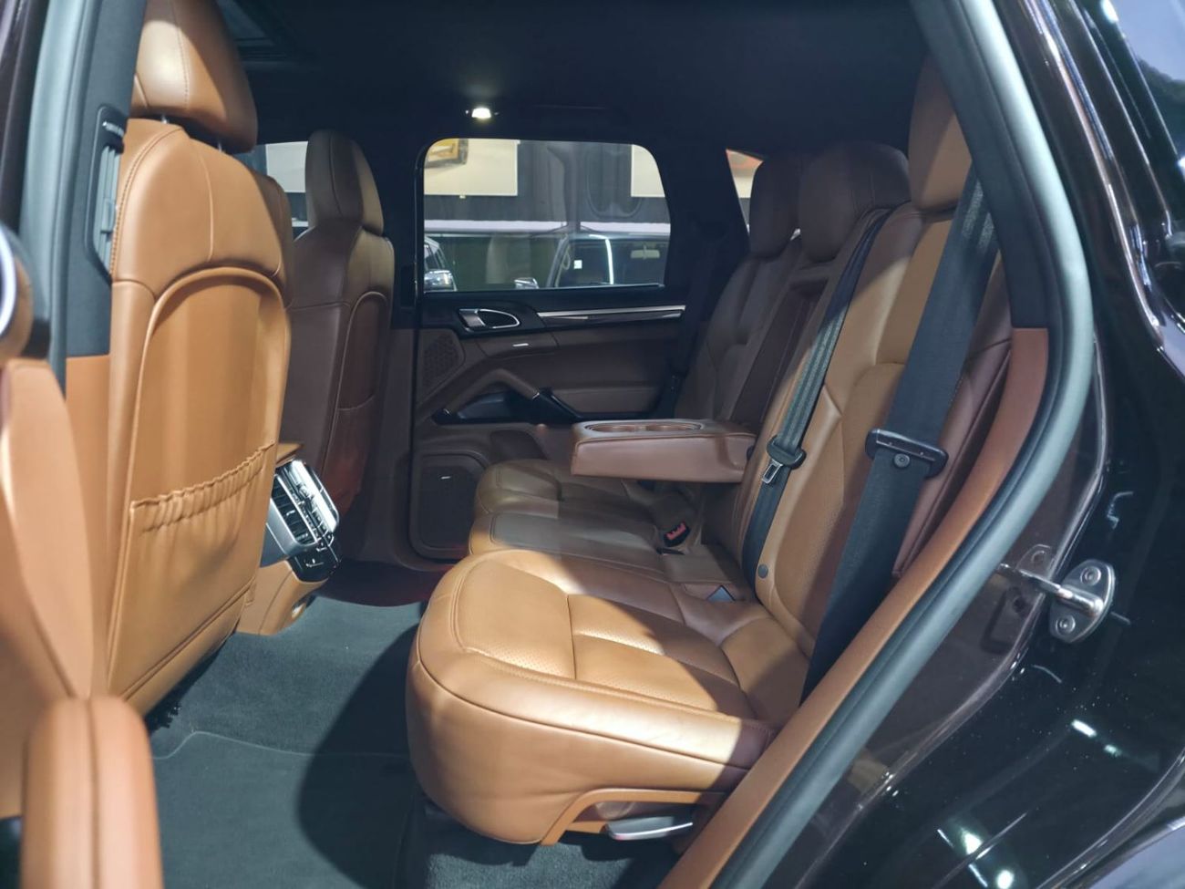 بورش كايان S Platinum Edition 3.6L