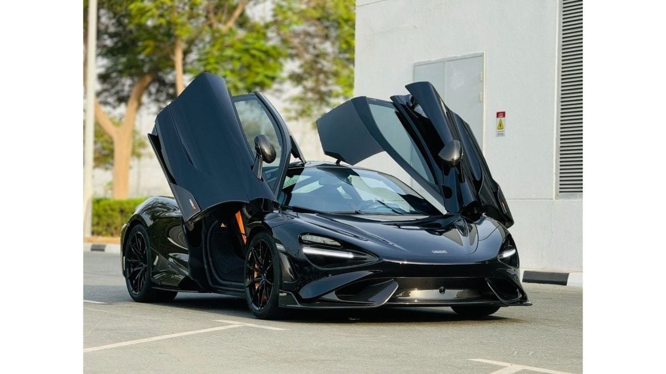 McLaren 765LT Std GCC SPEC 1 OF 765 CARBON FIBER NEAT AND CLEAN